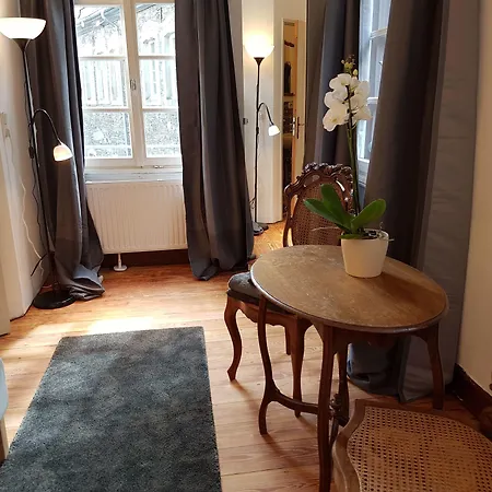 Haus Stehlings מלון 3*